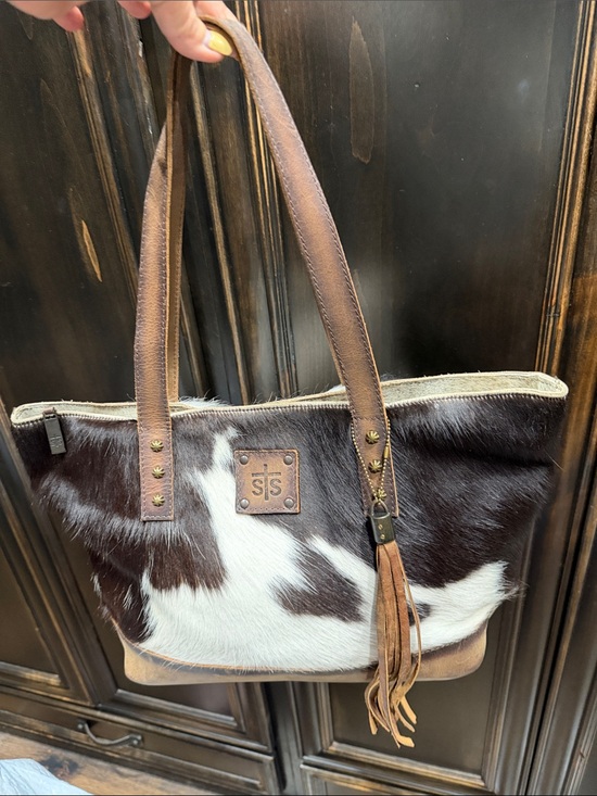 STS Ranchwear Handbags - STS ranchwear Ranch Cowhide Tote Bag in Brown, black and White hair on hide